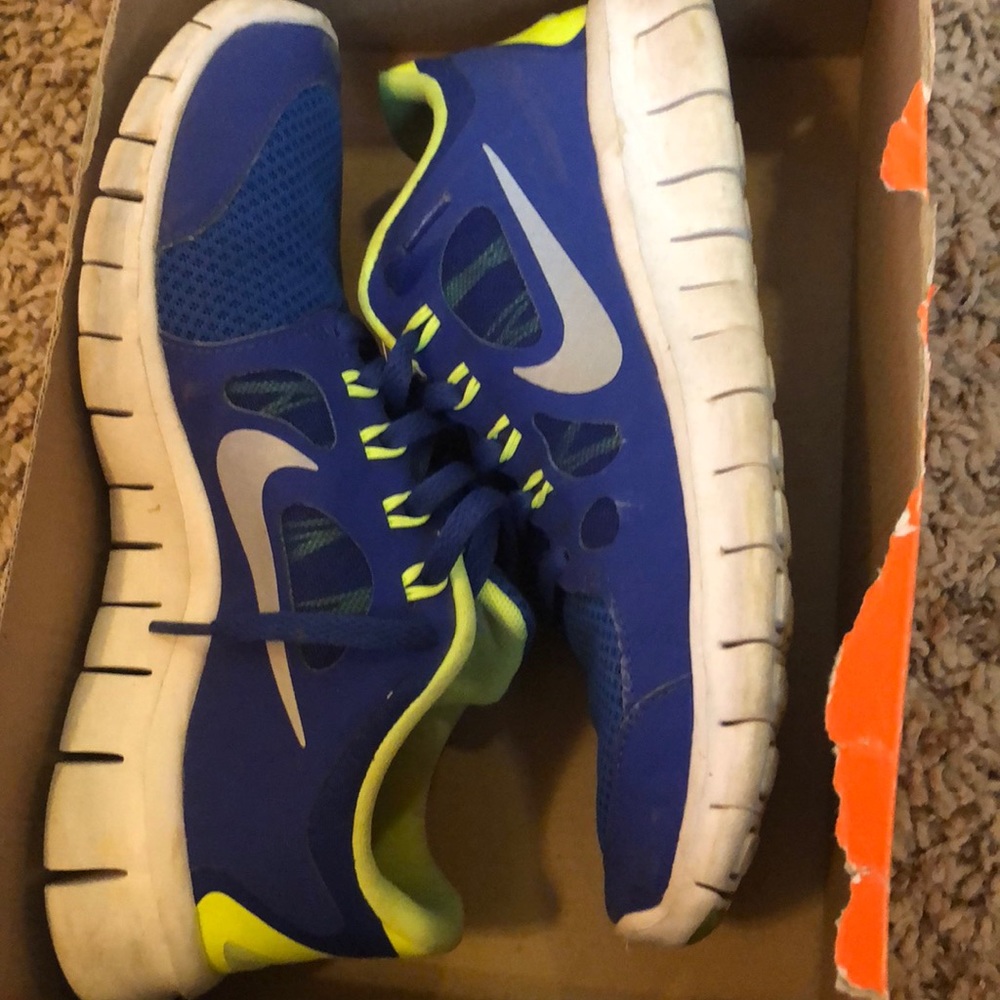 Women’s Nike shoes